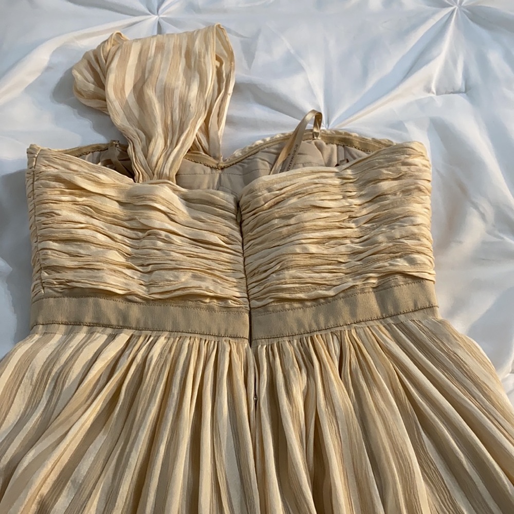 Like NEW BCBG MAX AZRIA FORMAL DRESS - Picture 13 of 13